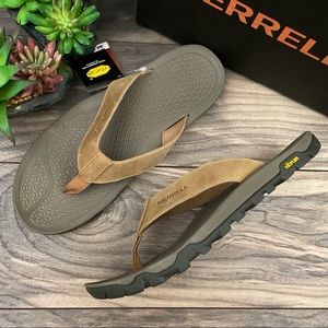NIB Merrell Breakwater Leather Flip Flops Sandals
